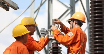 Bộ Công Thương lập tổ công tác 49 thành viên xây dựng đề án tái cơ cấu ngành điện