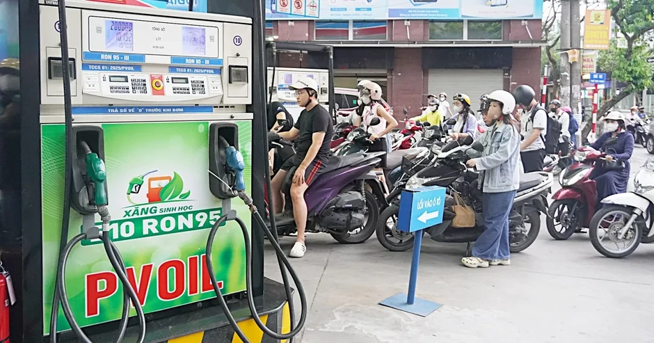Bộ Công Thương lý giải việc bỏ xăng RON95, chỉ bán xăng sinh học Bộ Công Thương lý giải việc bỏ xăng RON95, chỉ bán xăng sinh học