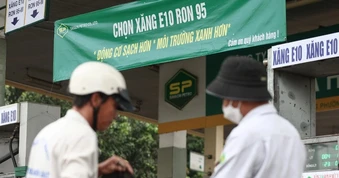 Bụi mịn tại Hà Nội, TPHCM giảm: Hiệu ứng tích cực từ xăng E10?