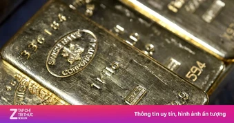 'Cá mập' bán tháo vàng