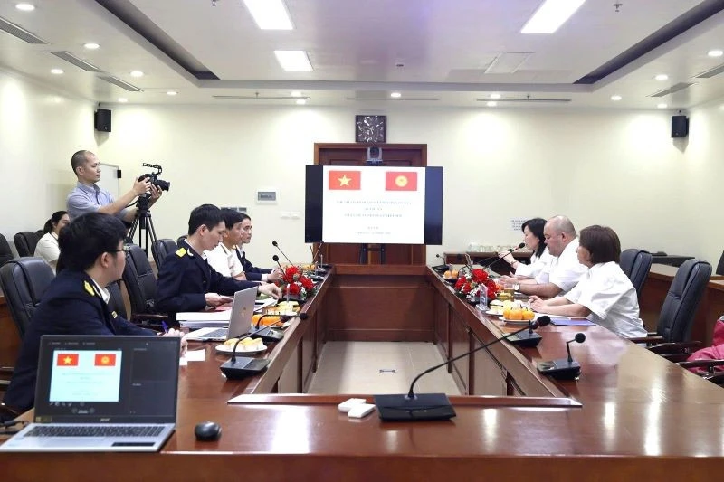 Các cơ quan thuế Việt Nam-Kyrgyzstan tăng cường hợp tác, thúc đẩy quan hệ kinh tế-thương mại song phương Các cơ quan thuế Việt Nam-Kyrgyzstan tăng cường hợp tác, thúc đẩy quan hệ kinh tế-thương mại song phương
