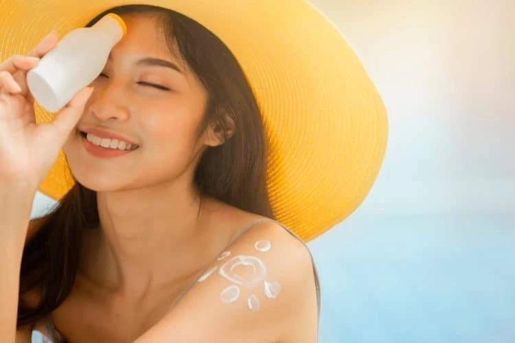Cách chọn kem chống nắng an toàn, hiệu quả chỉ với 500.000 đồng Cách chọn kem chống nắng an toàn, hiệu quả chỉ với 500.000 đồng