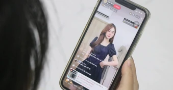 Cảnh báo chi phí ẩn khi mua hàng trên sàn thương mại điện tử