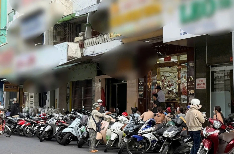 Cảnh tượng 'phố vàng' ở Mỹ Tho khi thương hiệu lớn đột ngột đóng cửa