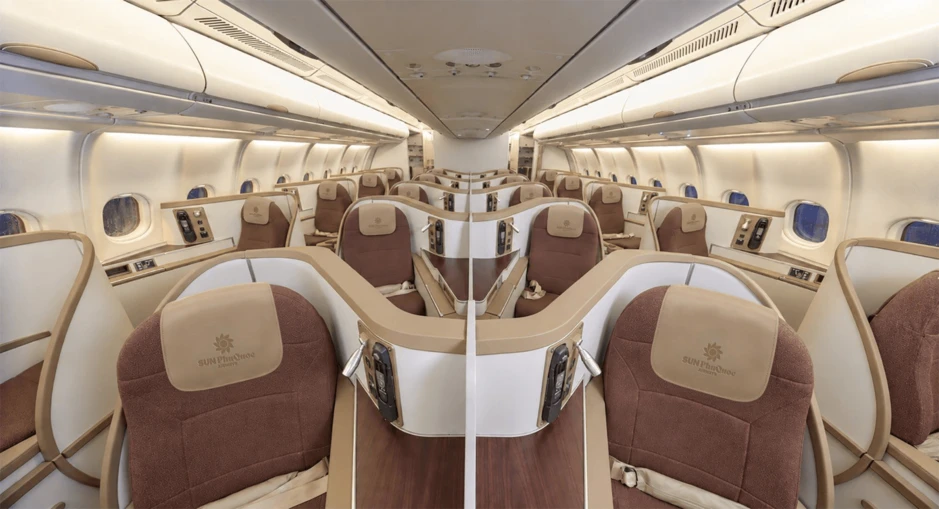 Chiếc máy bay thân rộng đầu tiên của Sun PhuQuoc Airways đã về Phú Quốc sau hành trình đặc biệt: Gặp trục trặc dẫn đường ở Cực Bắc, mất GPS khi qua Nga, phải đổi sân bay vì bão ở Nhật Chiếc máy bay thân rộng đầu tiên của Sun PhuQuoc Airways đã về Phú Quốc sau hành trình đặc biệt: Gặp trục trặc dẫn đường ở Cực Bắc, mất GPS khi qua Nga, phải đổi sân bay vì bão ở Nhật