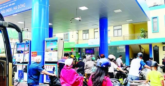 Chiết khấu thấp, doanh nghiệp xăng dầu “càng bán càng lỗ”
