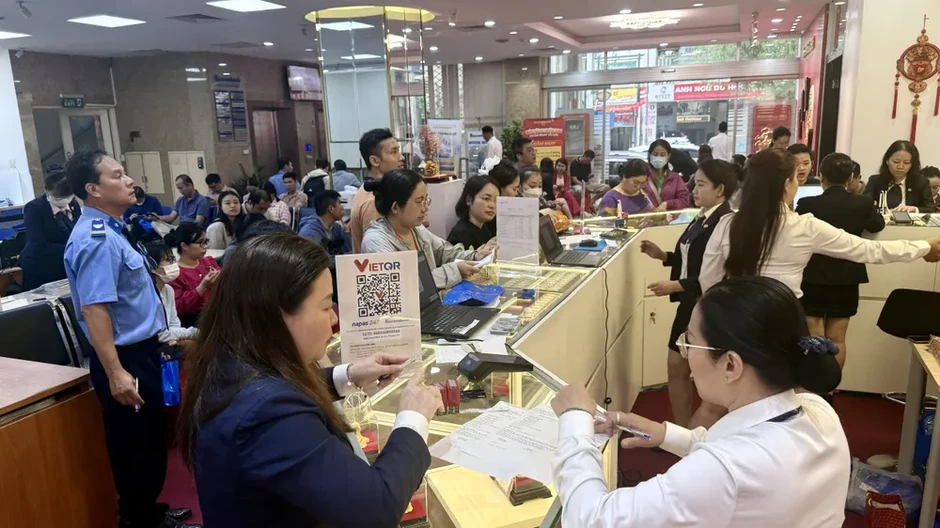 Chiều 16-3: Giá vàng trong nước tăng, giá vàng thế giới giảm Chiều 16-3: Giá vàng trong nước tăng, giá vàng thế giới giảm