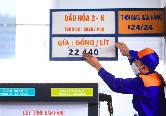 Chính thức bỏ dầu hỏa khỏi danh mục công bố giá cơ sở xăng dầu Chính thức bỏ dầu hỏa khỏi danh mục công bố giá cơ sở xăng dầu