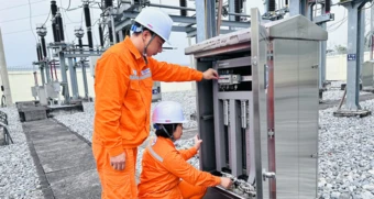 Chớm hè, tiêu thụ điện phá vỡ kỷ lục, một nguồn phát điện cung cấp gần 60%
