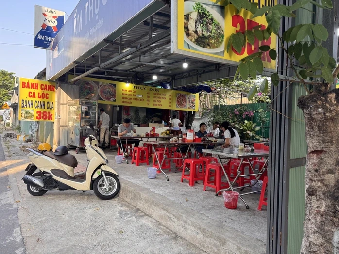 Chủ quán phở ở TPHCM quyết không tăng giá dù gas tăng gấp đôi