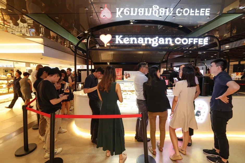 Chuỗi cà phê 'ngon - bổ - rẻ' của Indonesia quyết đấu Starbucks Chuỗi cà phê 'ngon - bổ - rẻ' của Indonesia quyết đấu Starbucks