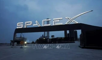 Cổ phiếu SpaceX rơi xuống dưới giá IPO