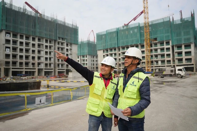 Công ty xây dựng của tỷ phú Phạm Nhật Vượng muốn tuyển dụng 50.000 lao động, lương cao nhất gần 40 triệu đồng