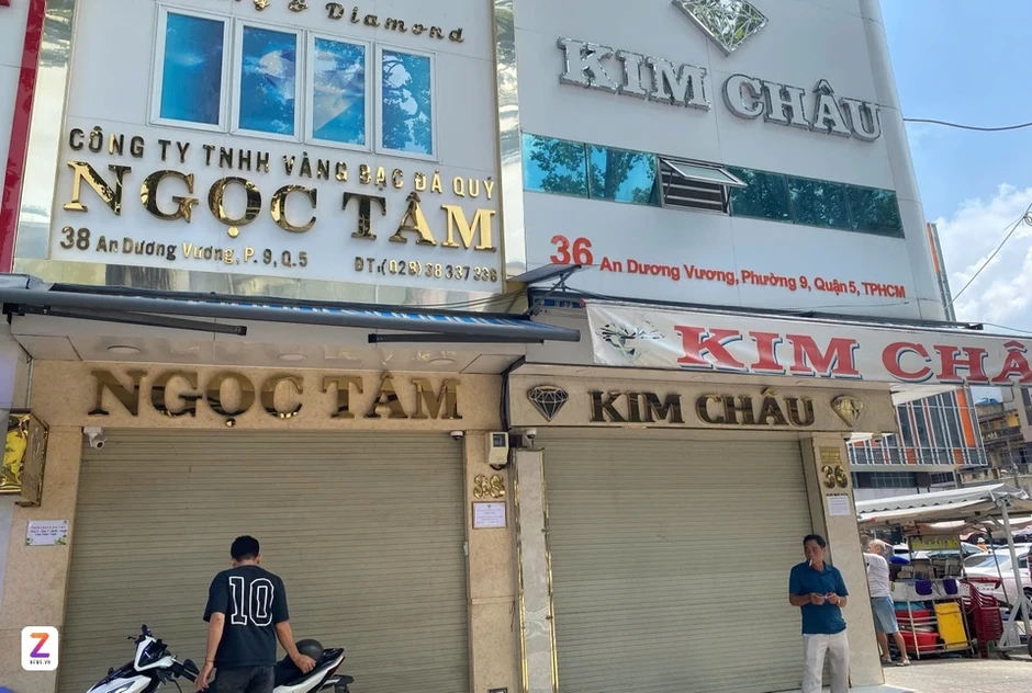 Cửa hàng kim cương đột ngột đóng cửa, khách có được khởi kiện? Cửa hàng kim cương đột ngột đóng cửa, khách có được khởi kiện?