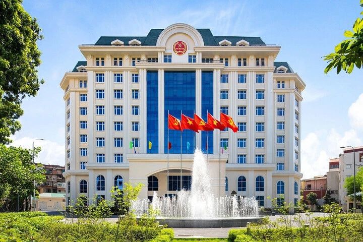 Cục Thuế lên tiếng về phản ánh cán bộ gây khó khi làm sạch mã số thuế Cục Thuế lên tiếng về phản ánh cán bộ gây khó khi làm sạch mã số thuế