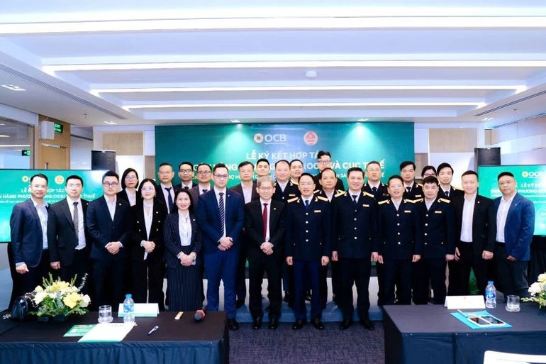 Cục Thuế-Ngân hàng OCB ký kết hợp tác hỗ trợ hộ kinh doanh chuyển đổi sang kê khai thuế Cục Thuế-Ngân hàng OCB ký kết hợp tác hỗ trợ hộ kinh doanh chuyển đổi sang kê khai thuế