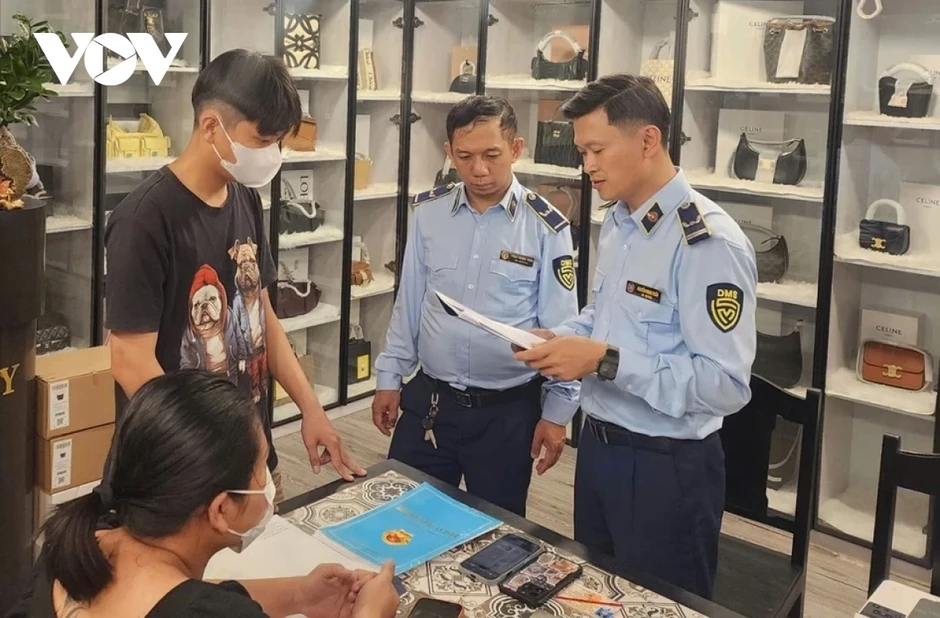 Đà Nẵng xử lý gần 300 vụ vi phạm gian lận thương mại Đà Nẵng xử lý gần 300 vụ vi phạm gian lận thương mại