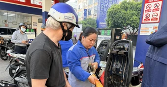 Đảm bảo nguồn cung xăng dầu, khí cho thị trường