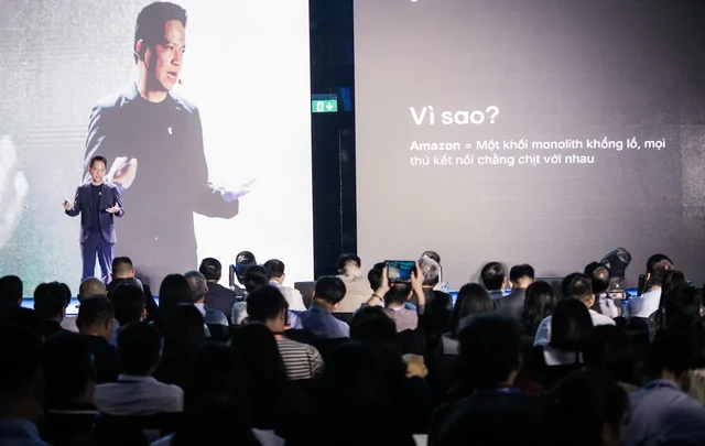 Đổ tiền mua AI nhưng "giậm chân tại chỗ", Chủ tịch Base đặt câu hỏi nhức nhối cho giới quản trị DN Đổ tiền mua AI nhưng "giậm chân tại chỗ", Chủ tịch Base đặt câu hỏi nhức nhối cho giới quản trị DN