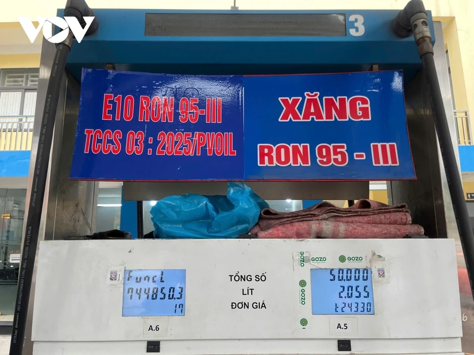 Doanh nghiệp đã sẵn sàng phân phối xăng E10 trên diện rộng từ hôm nay (1/4)