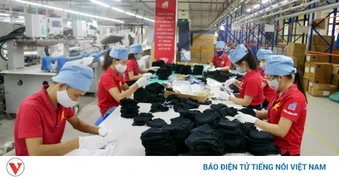 Doanh nghiệp dệt may lo lắng vì đơn hàng chốt đến quý 3 vẫn chưa chắc chắn