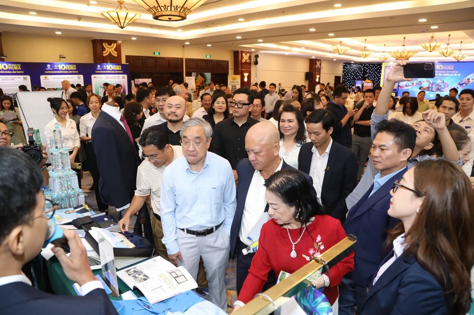 Doanh nghiệp hợp lực phát triển kinh tế - Bài 1: Kết nối lực lượng để tăng trưởng 2 con số Doanh nghiệp hợp lực phát triển kinh tế - Bài 1: Kết nối lực lượng để tăng trưởng 2 con số