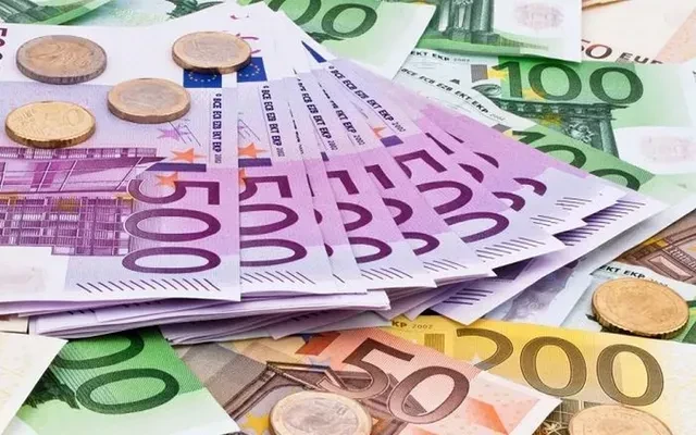 Đồng euro chạm đáy 7 tháng trước sức ép từ giá năng lượng và đồng USD