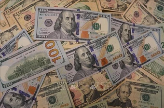 Đồng USD chạm mức cao nhất trong ba tháng