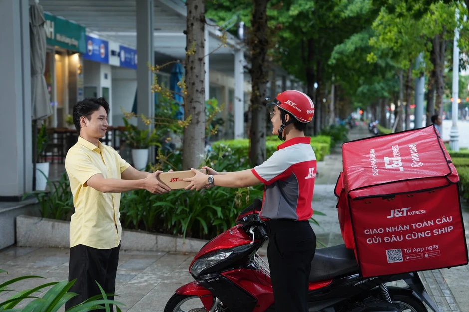 Đưa nghệ thuật dân gian vào sản phẩm thương mại và vai trò e-logistics