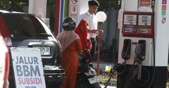 EU kêu gọi các nước Đông Nam Á 'quay lưng' với dầu Nga, quốc gia gần Việt Nam nói thẳng