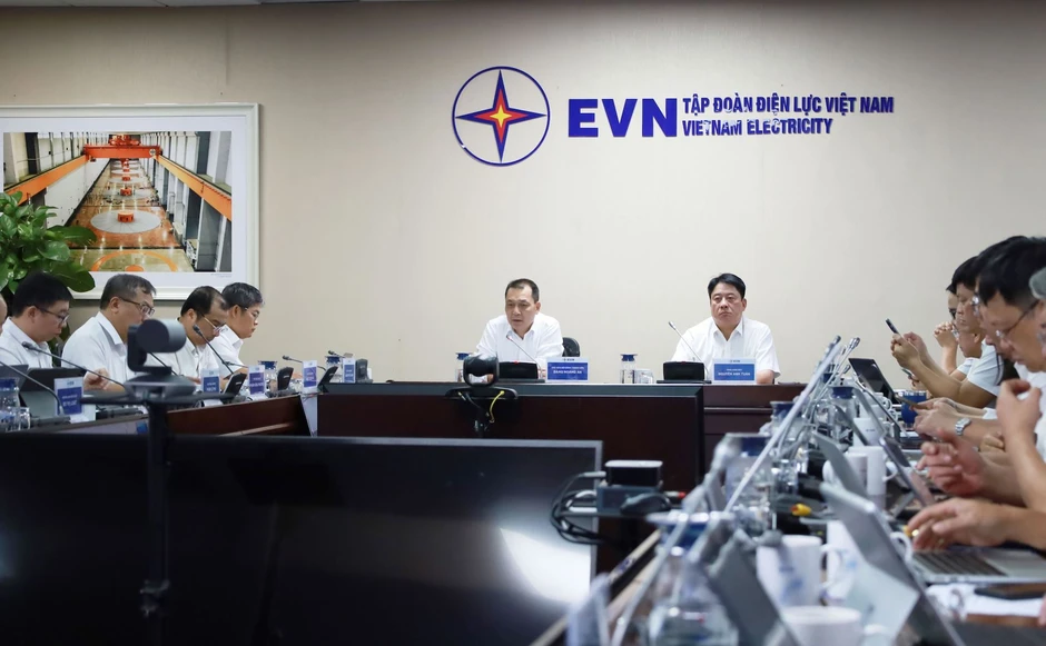 EVN đảm bảo cung ứng điện 6 tháng đầu năm, chủ động chuẩn bị cho năm 2027 EVN đảm bảo cung ứng điện 6 tháng đầu năm, chủ động chuẩn bị cho năm 2027