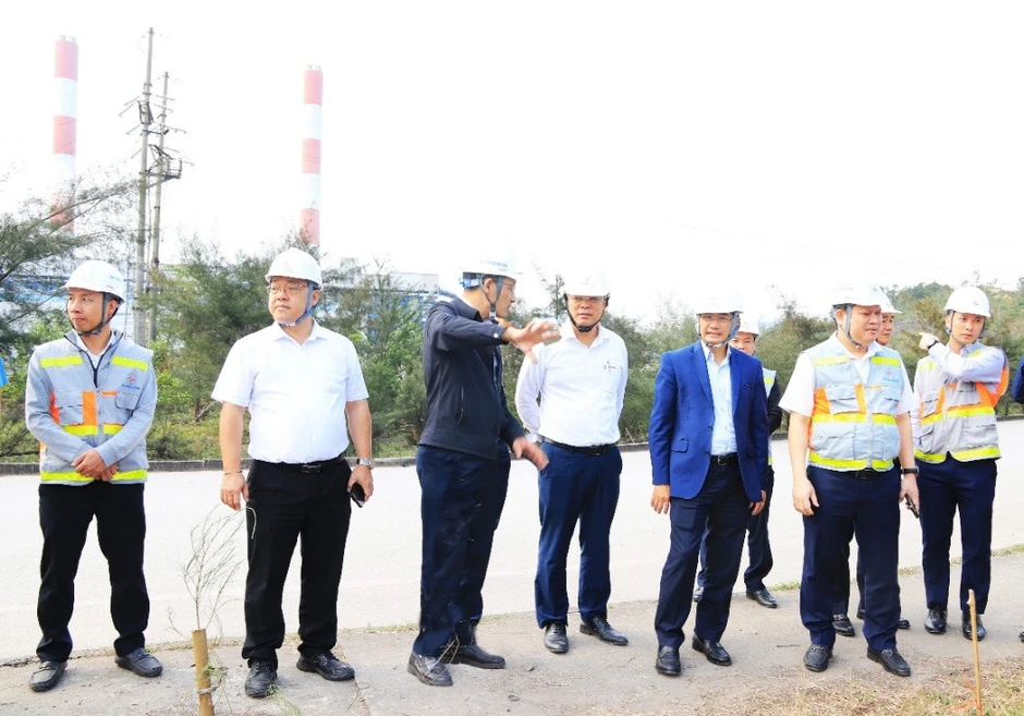 EVNGENCO3 làm việc với Nhiệt điện Mông Dương 1 về sản xuất điện 2026 EVNGENCO3 làm việc với Nhiệt điện Mông Dương 1 về sản xuất điện 2026
