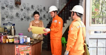 EVNHANOI bảo đảm cung ứng điện ổn định cho người dân trong mùa nóng kéo dài