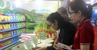 Gạo ST25 bị pha trộn tràn lan, người tiêu dùng hoang mang