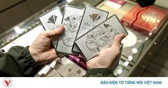 Giá bạc hôm nay: Bạc trong nước ở mức gần 61 triệu đồng/kg