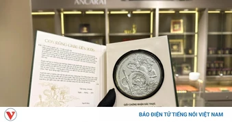 Giá bạc hôm nay: Bạc trong nước và thế giới đi ngang