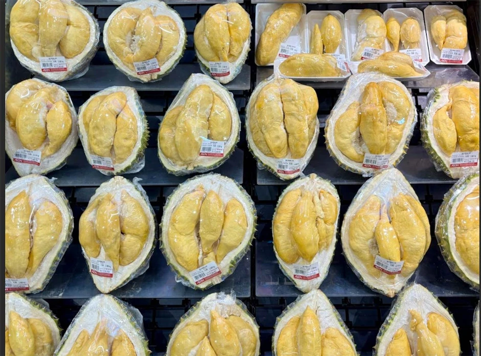 Giá cơm sầu riêng gần 600.000 đồng/kg, nhiều cửa hàng chỉ bán Ri6 Giá cơm sầu riêng gần 600.000 đồng/kg, nhiều cửa hàng chỉ bán Ri6