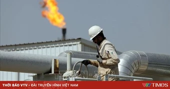 Giá dầu thế giới giảm khoảng 3%