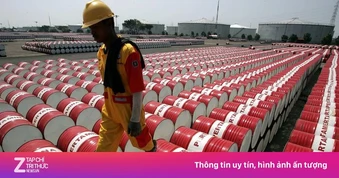 Giá dầu về đáy hai tuần