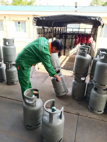Giá gas bán lẻ tăng mạnh