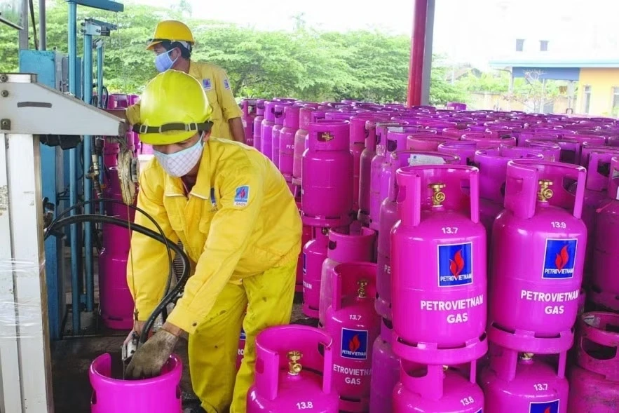 Giá gas vượt 650.000 đồng/bình 12kg Giá gas vượt 650.000 đồng/bình 12kg