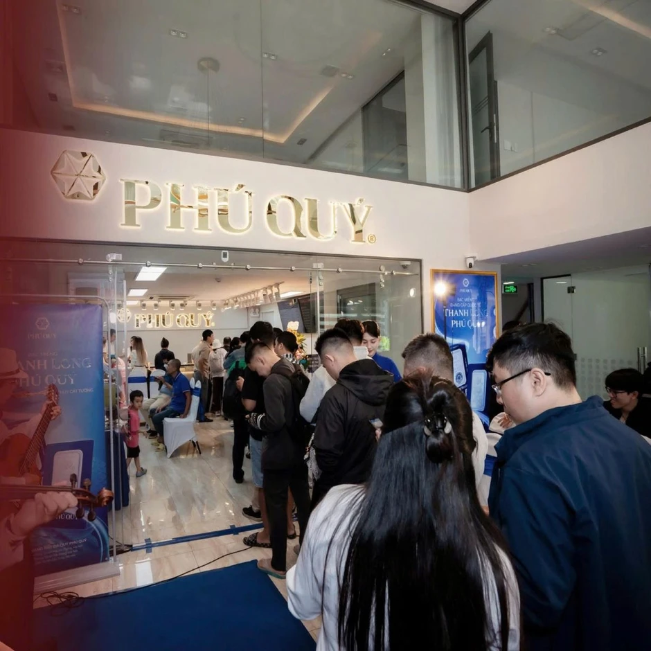 Giá vàng chiều 14/3 đi ngang, thế giới dao động quanh mốc 5.000 USD Giá vàng chiều 14/3 đi ngang, thế giới dao động quanh mốc 5.000 USD
