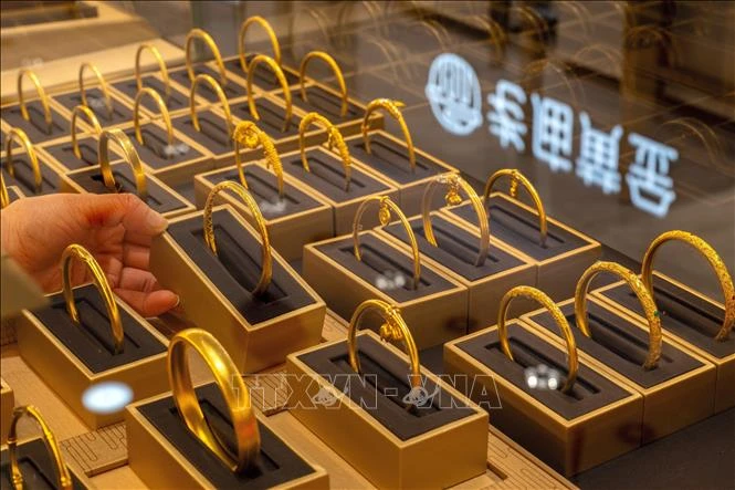 Giá vàng chiều 9/3 tăng nhẹ, rủi ro lướt sóng cao Giá vàng chiều 9/3 tăng nhẹ, rủi ro lướt sóng cao