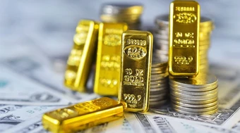 Giá vàng, dầu thô giảm đồng loạt