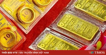 Giá vàng đứng im, bạc vượt 82 triệu đồng/kg