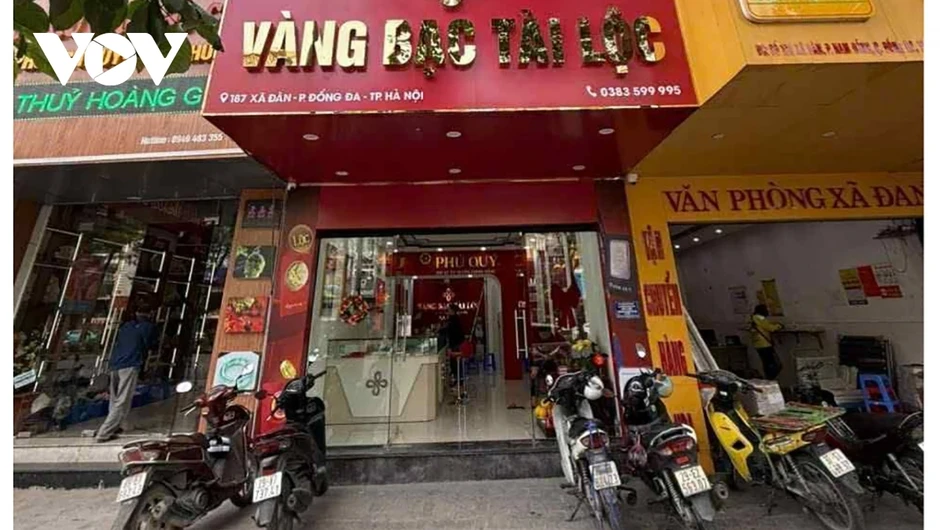 Giá vàng giảm, cửa hàng vắng khách, chuyên gia dự đoán vàng sẽ đạt 5.000 USD/oz Giá vàng giảm, cửa hàng vắng khách, chuyên gia dự đoán vàng sẽ đạt 5.000 USD/oz