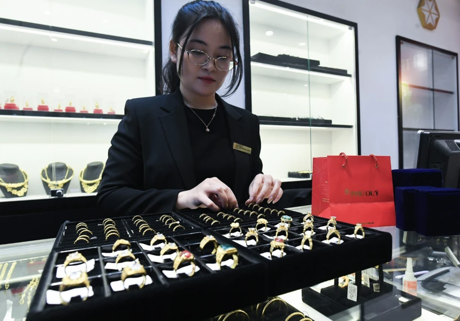 Giá vàng hôm nay (10/7): Bất ngờ tăng trở lại Giá vàng hôm nay (10/7): Bất ngờ tăng trở lại