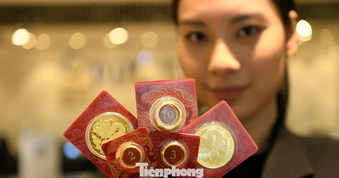 Giá vàng hôm nay (17/7): Tiếp đà giảm mạnh