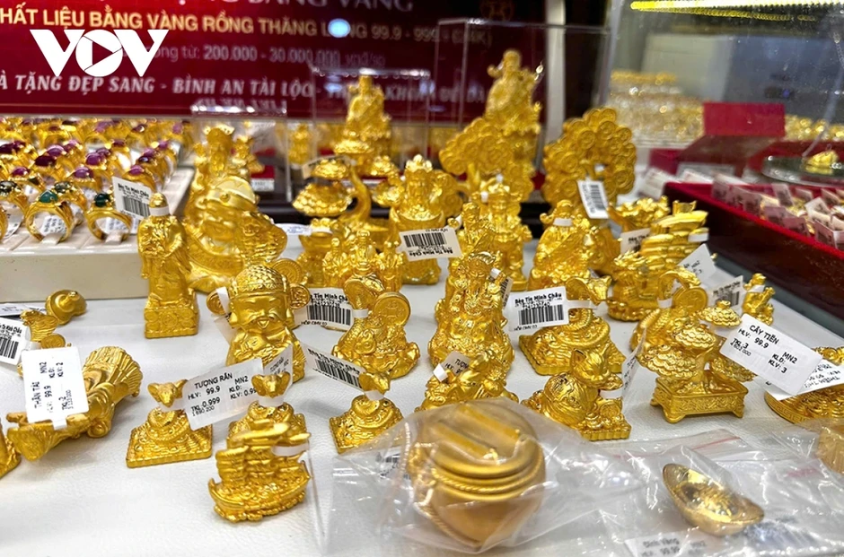 Giá vàng hôm nay 21/4: Giá vàng SJC tăng 1 triệu đồng/lượng Giá vàng hôm nay 21/4: Giá vàng SJC tăng 1 triệu đồng/lượng