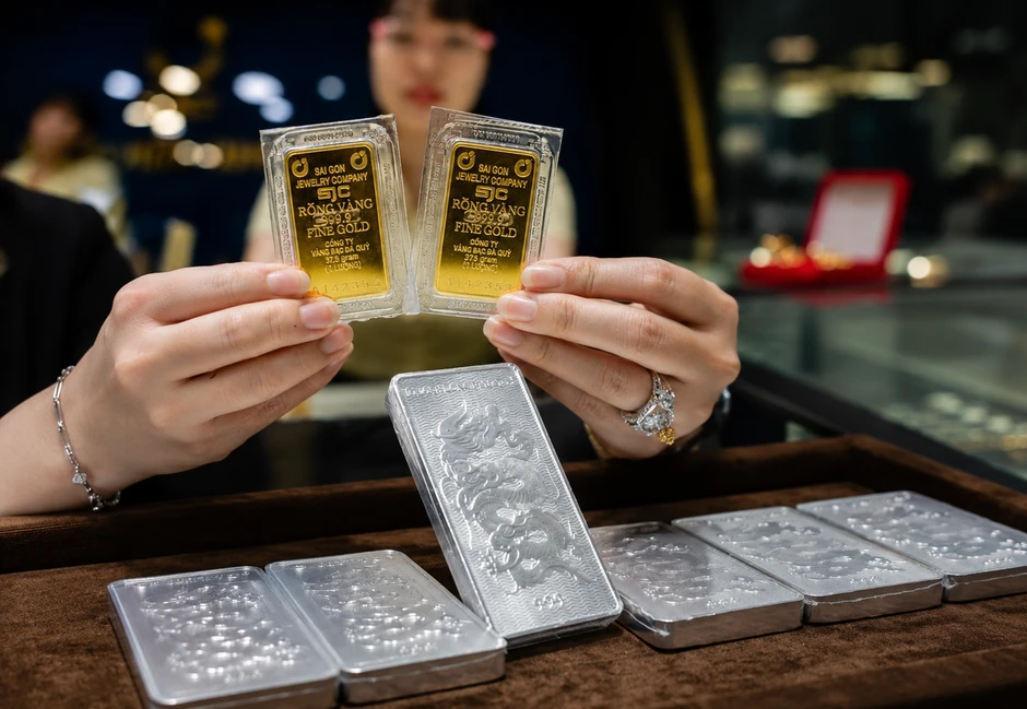 Giá vàng hôm nay (26/5): Giảm cả 2 chiều